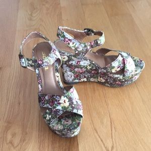 Floral platform shoes